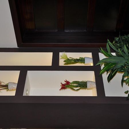 Al Bustan Crown Hotel 2 Arar Luaran gambar