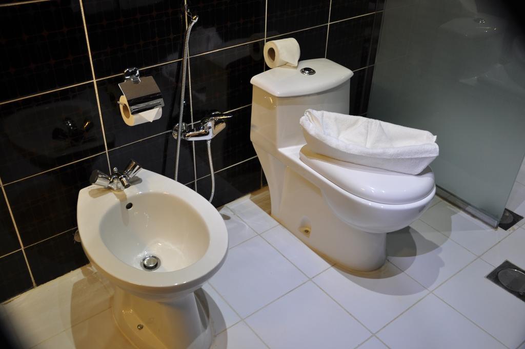 Al Bustan Crown Hotel 2 Arar Bilik gambar