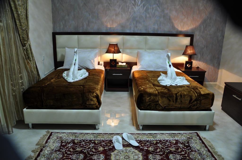 Al Bustan Crown Hotel 2 Arar Bilik gambar