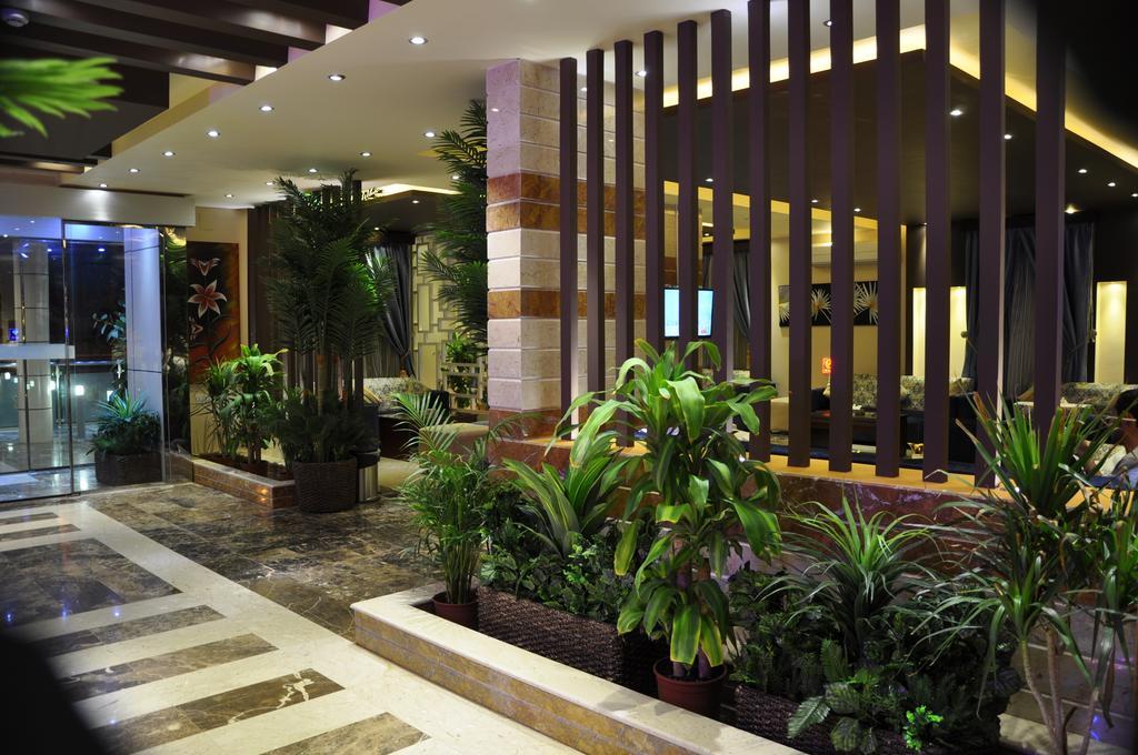 Al Bustan Crown Hotel 2 Arar Luaran gambar
