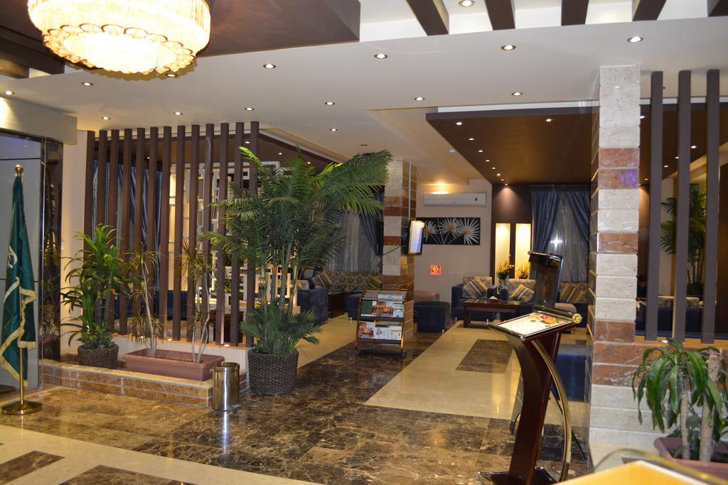 Al Bustan Crown Hotel 2 Arar Luaran gambar